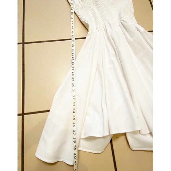 Halter style, smocked waist, white dress from Mexico. Size M. - Picture 3 of 5